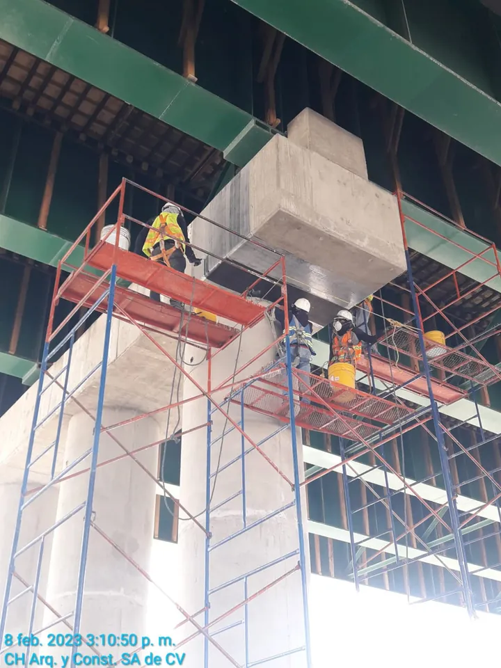 Refuerzo de columnas en mega estructura